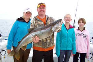 Click to enlarge 26 lb, 44 inch lake trout